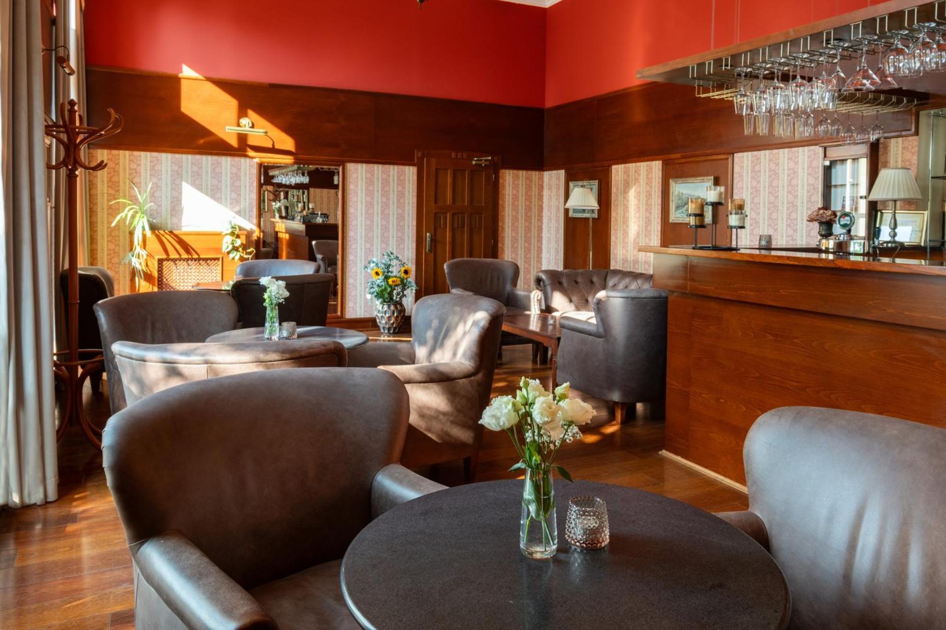Hotel Golden Eagle Levice Luaran gambar